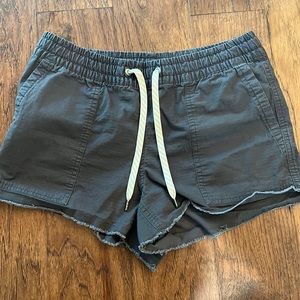 Like new vuori ripstop vintage short XS